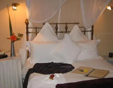 Harfield Guest Villa Cape Town Bed & Breakfast